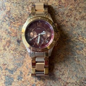 MARC BY MARC JACOBS ROSE GOLD WATCH